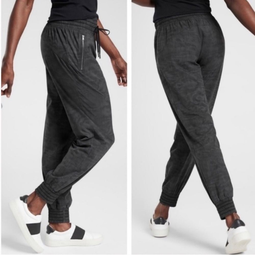 Athleta Camden Printed Jogger Pants